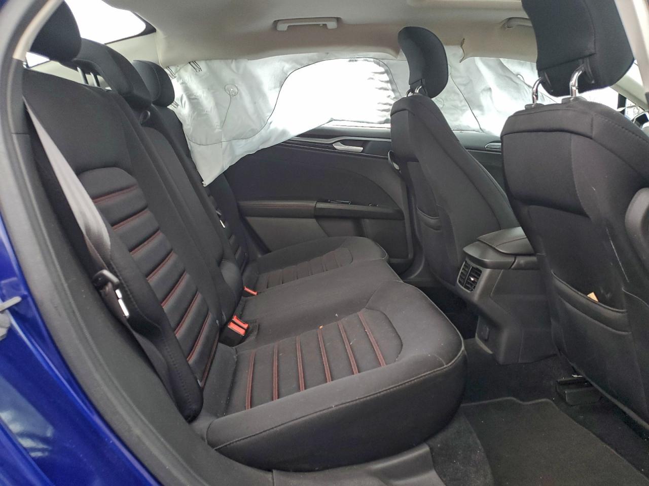 2014 FORD FUSION SE photo 10