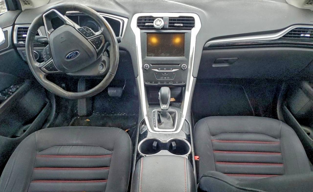 2014 FORD FUSION SE photo 8