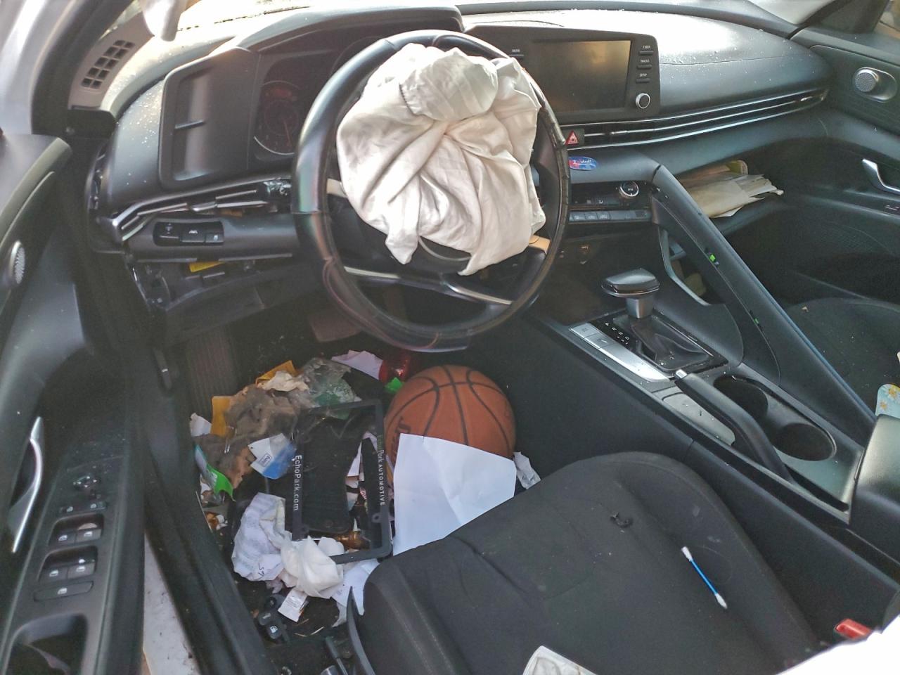 2021 HYUNDAI ELANTRA SEL photo 15