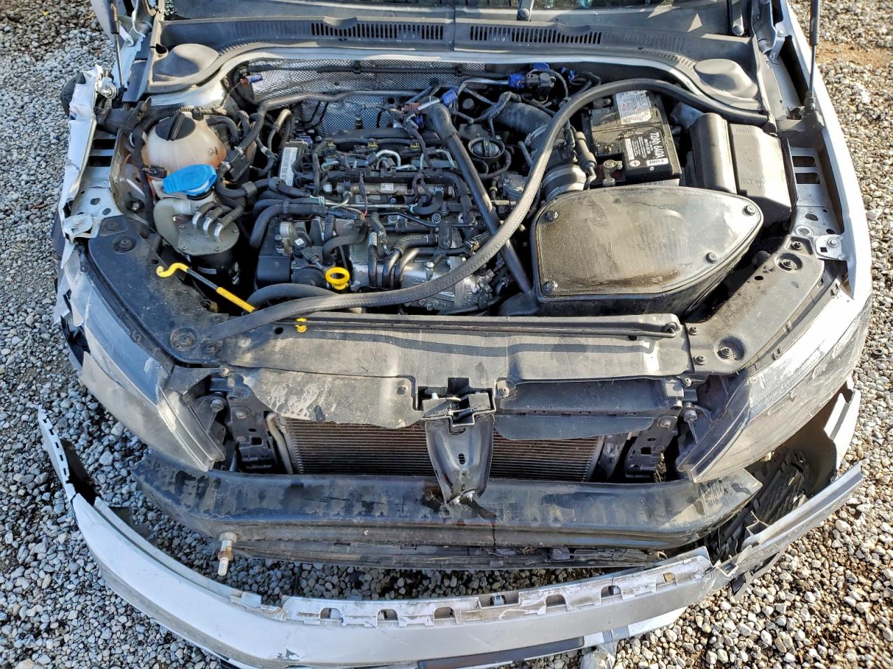2015 VOLKSWAGEN JETTA TDI photo 31