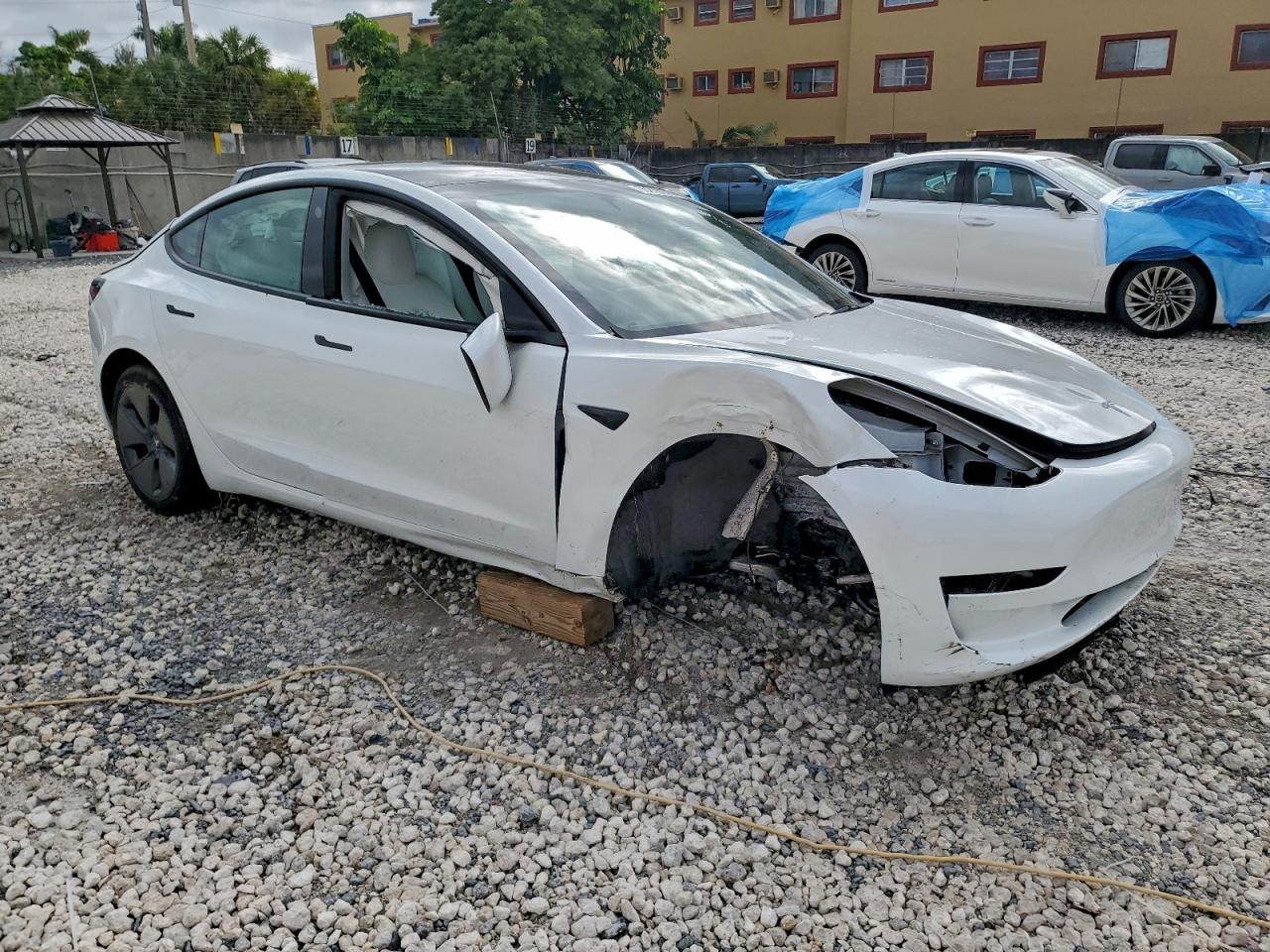2023 TESLA MODEL 3 photo 7