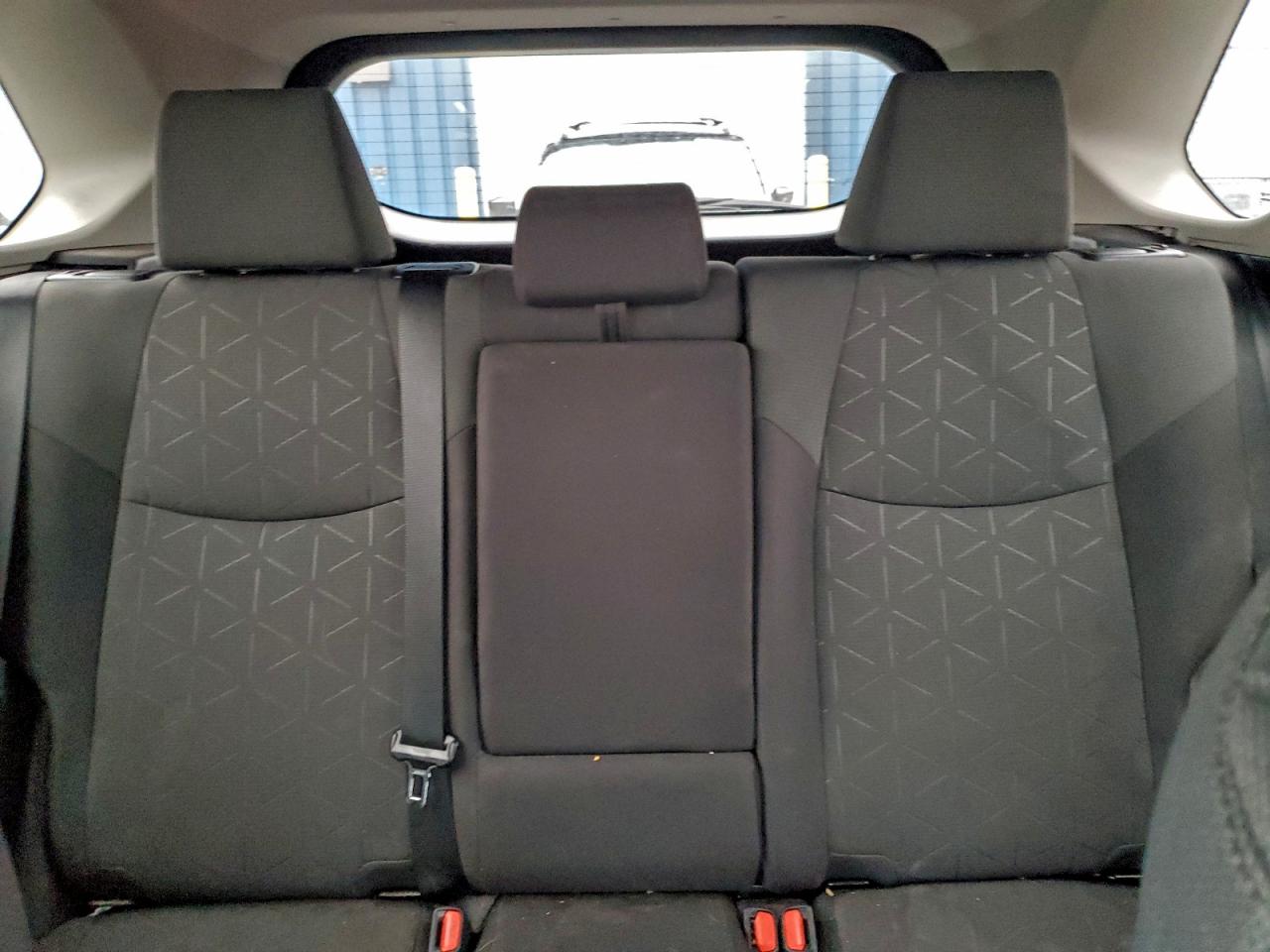 2019 TOYOTA RAV4 LE photo 10