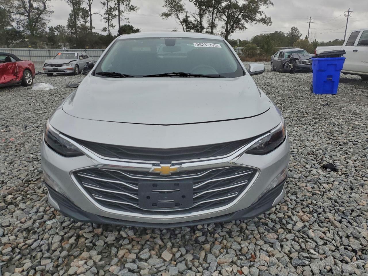 2021 CHEVROLET MALIBU LT photo 9