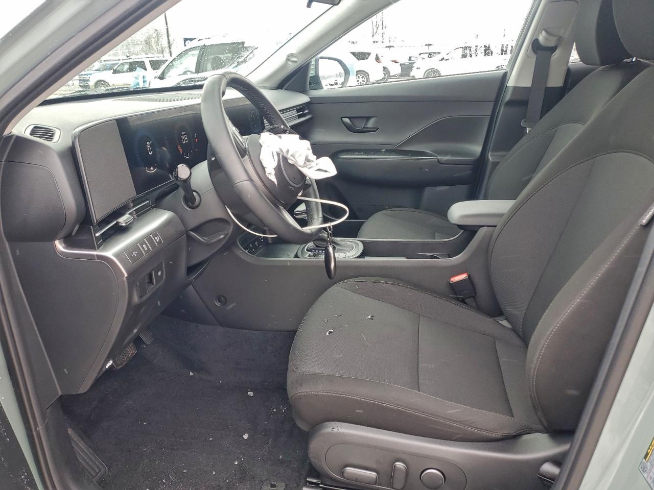 2025 HYUNDAI KONA SEL photo 13