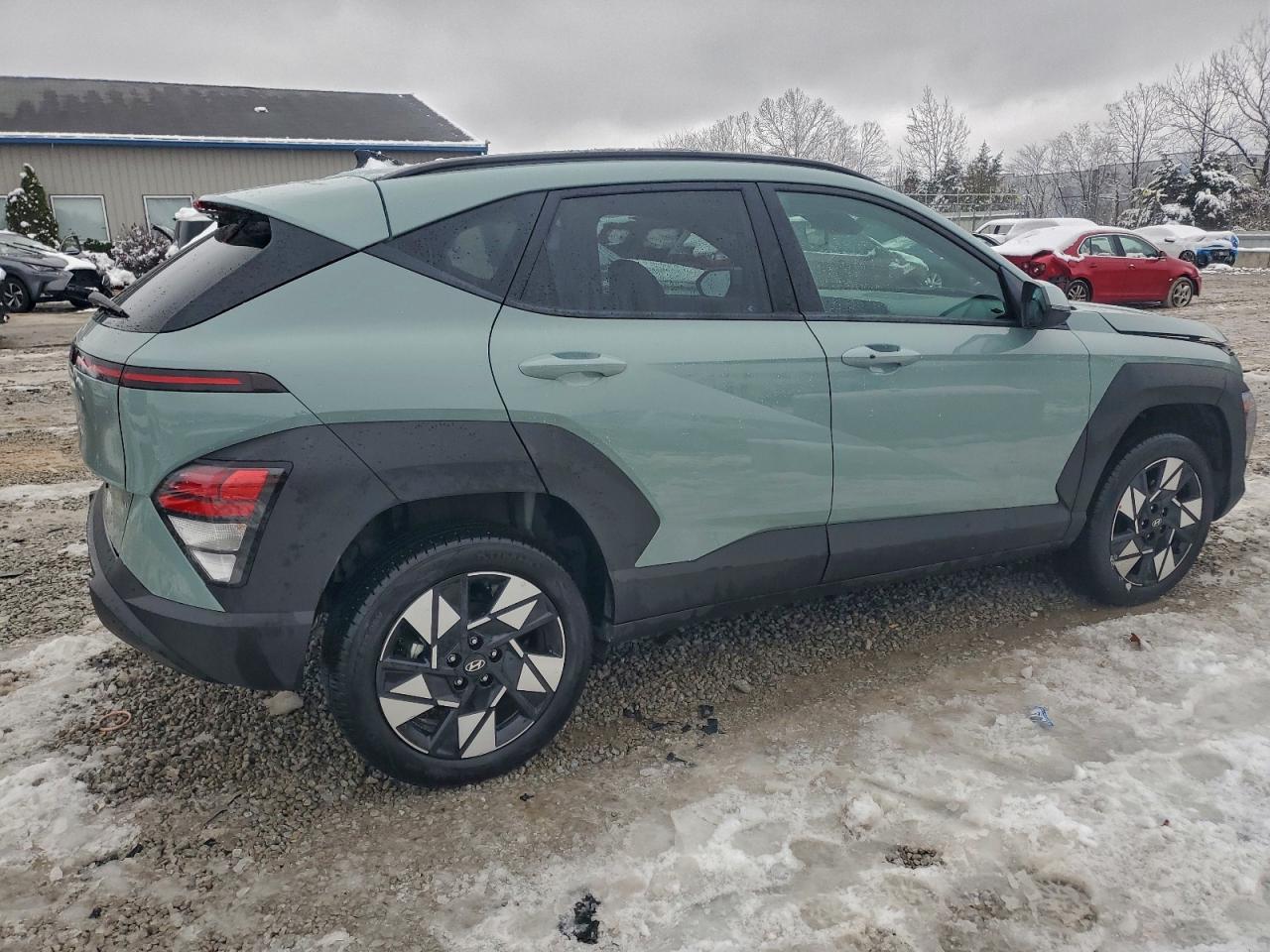2025 HYUNDAI KONA SEL photo 5