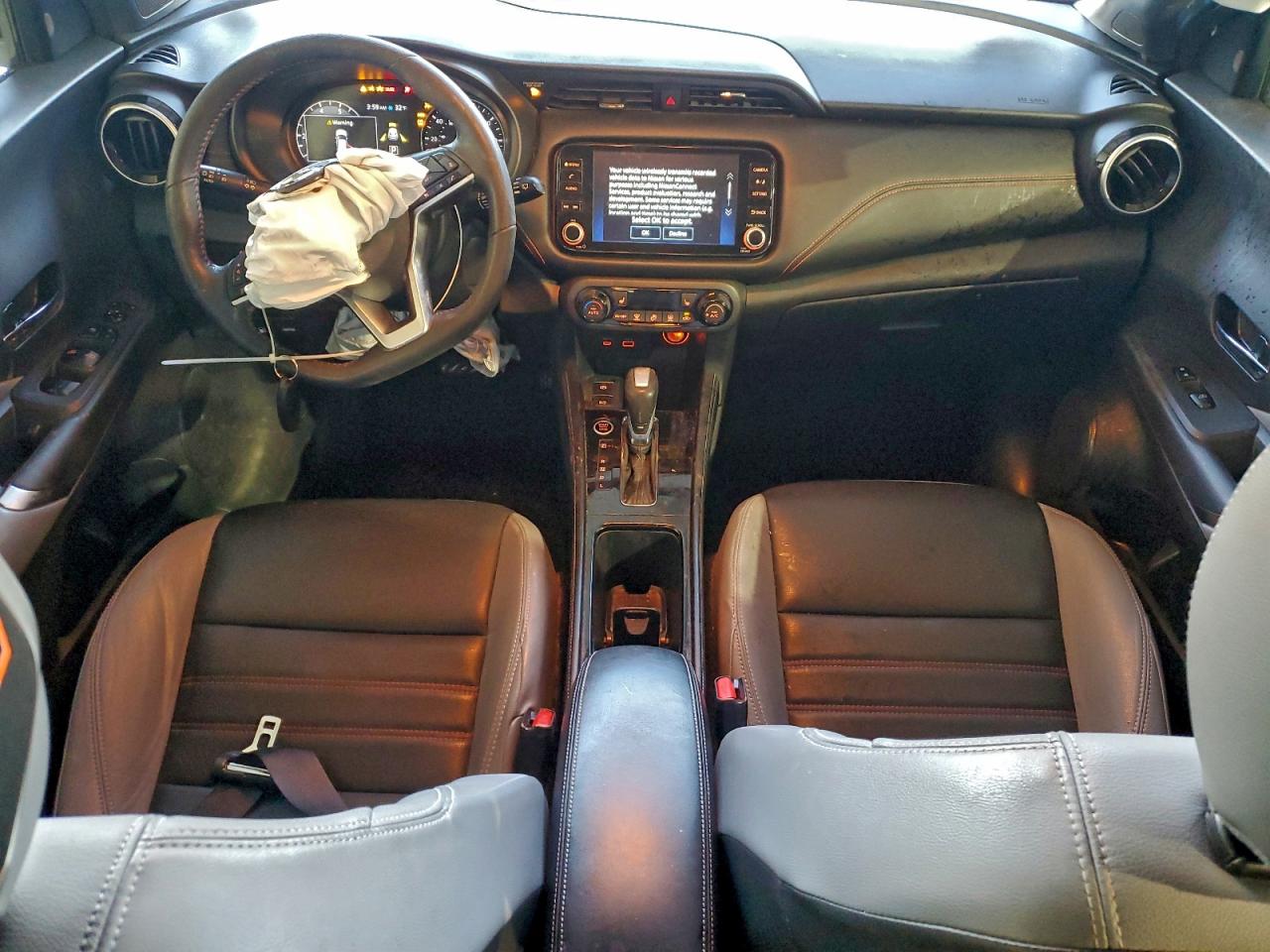 2021 NISSAN KICKS SR photo 8