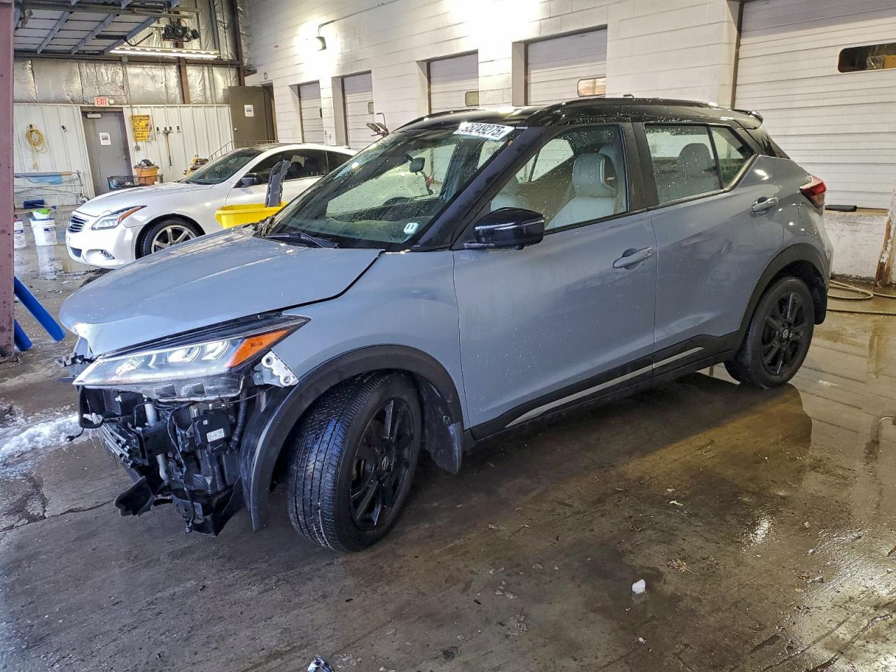 2021 NISSAN KICKS