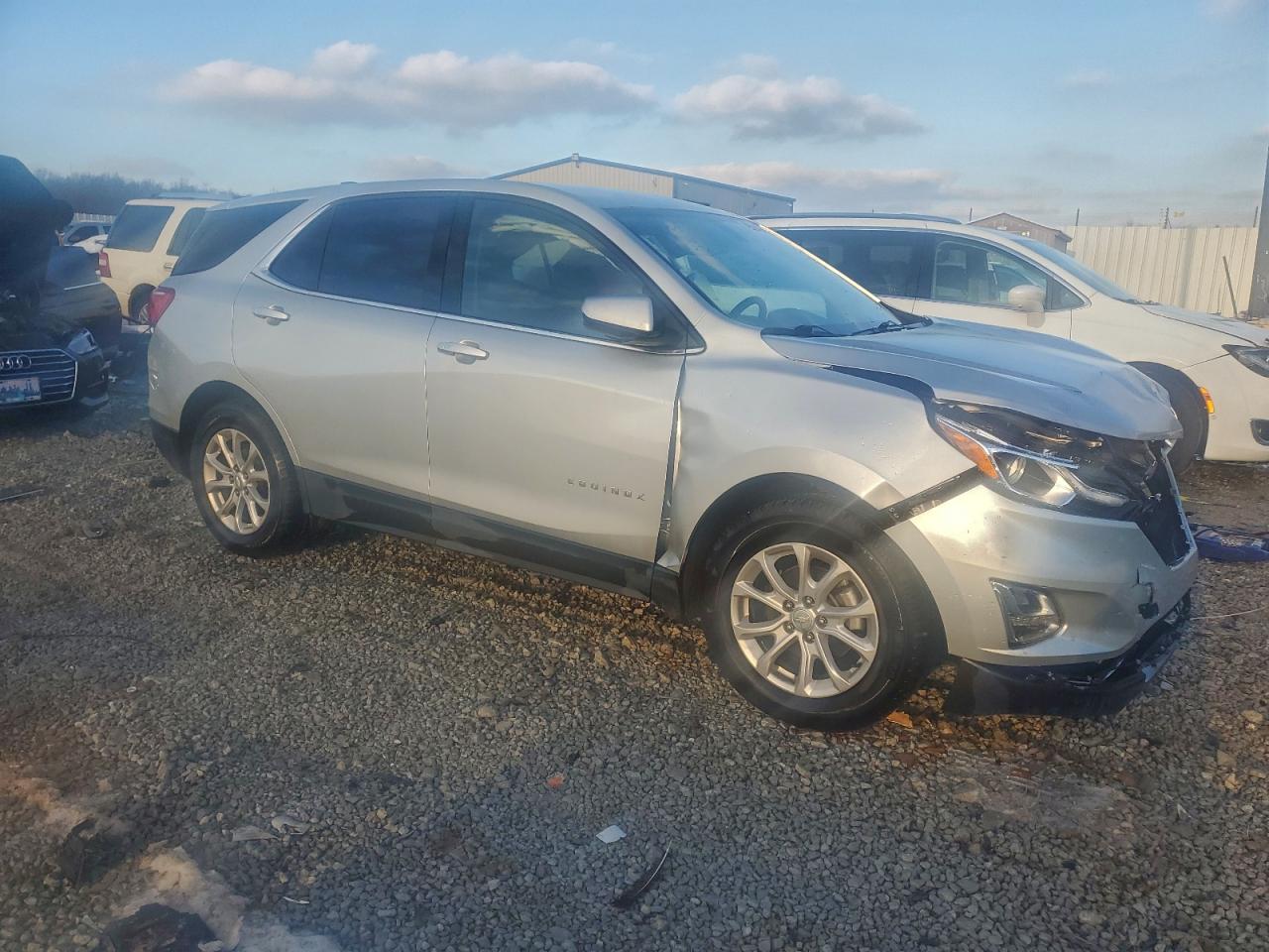 2018 CHEVROLET EQUINOX LT photo 10