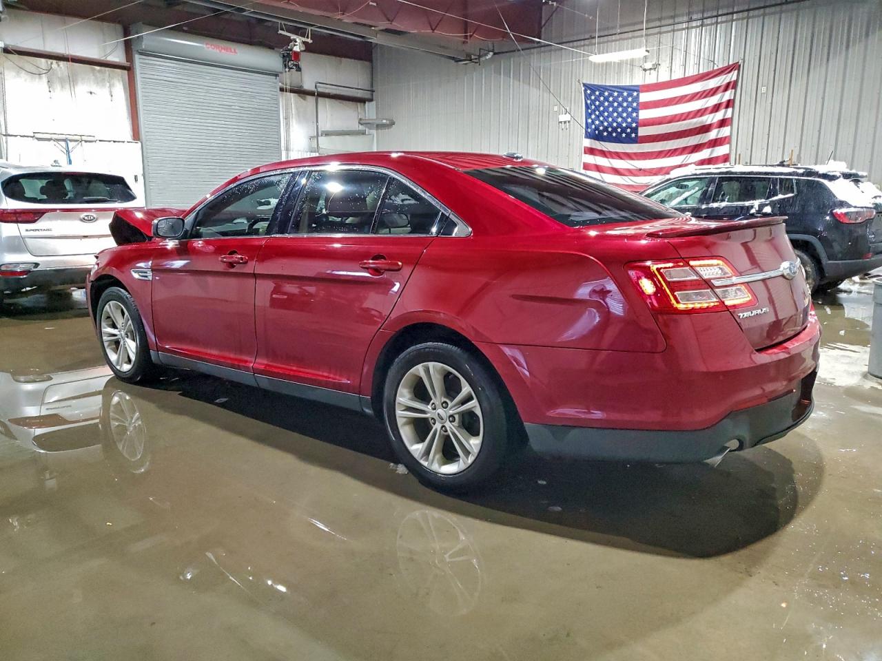 2014 FORD TAURUS SEL photo 4