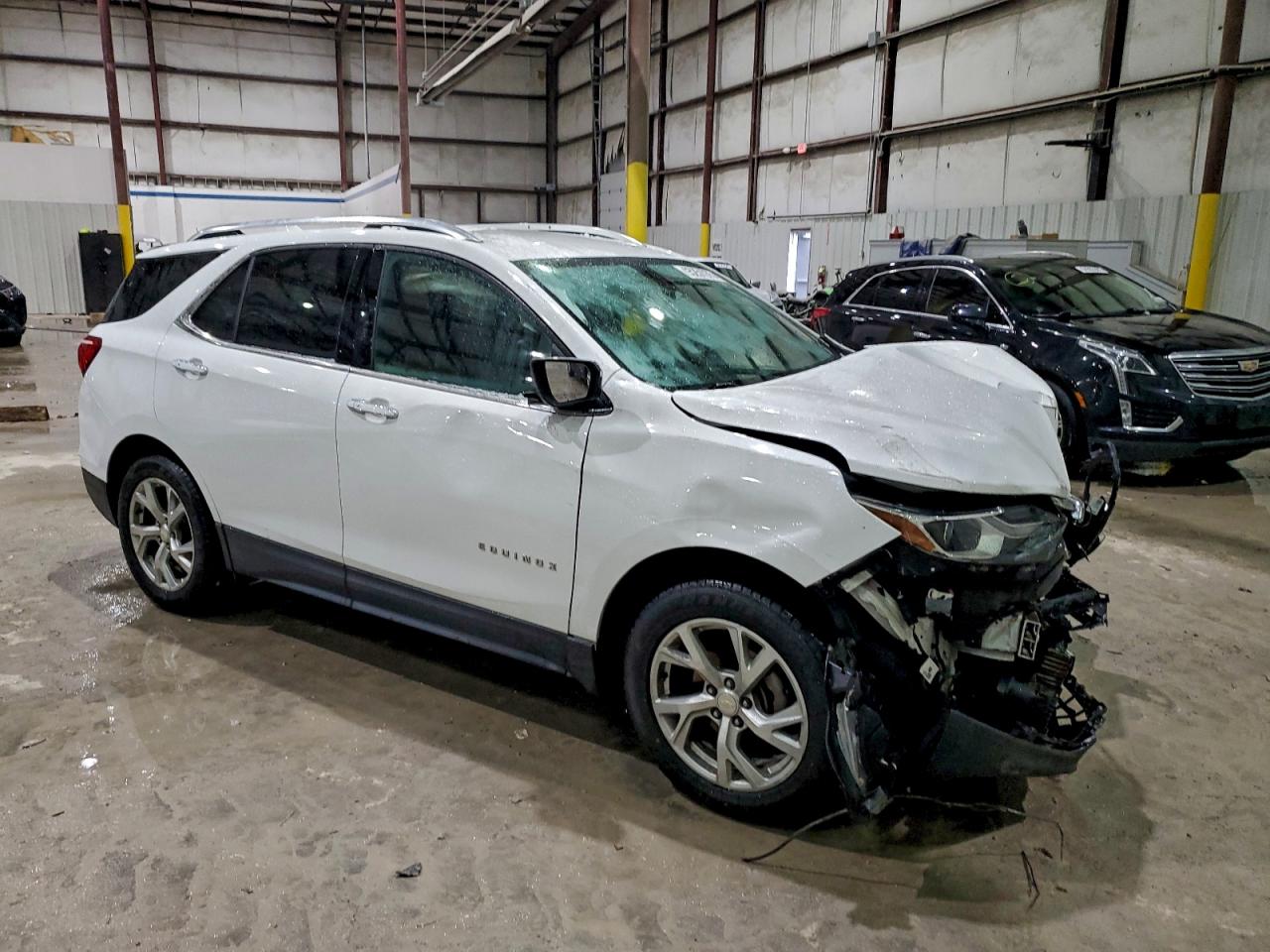 2018 CHEVROLET EQUINOX PREMIER photo 4