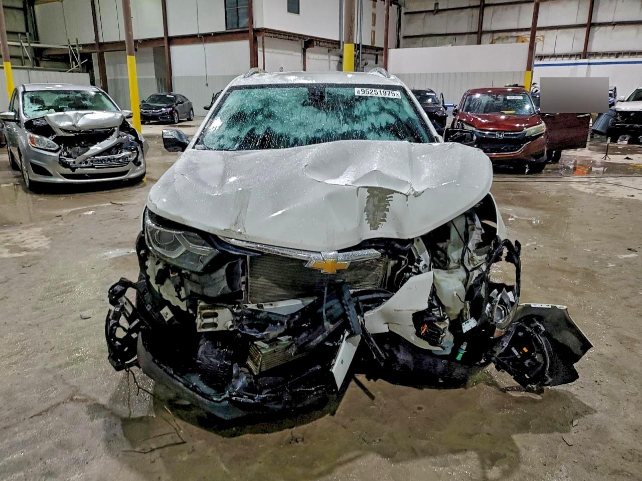 2018 CHEVROLET EQUINOX PREMIER photo 5