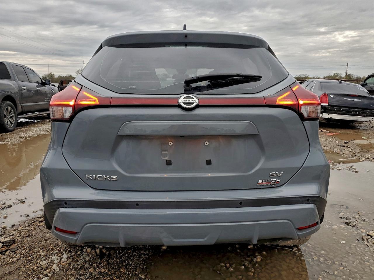 2021 NISSAN KICKS SV photo 11