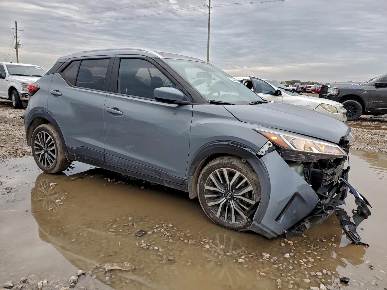 2021 NISSAN KICKS SV photo 7