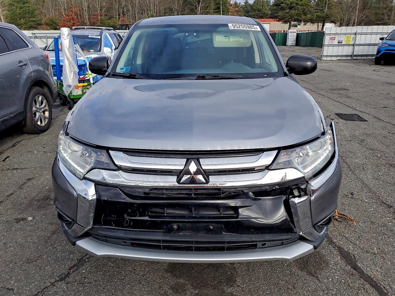 2017 MITSUBISHI OUTLANDER ES photo 5