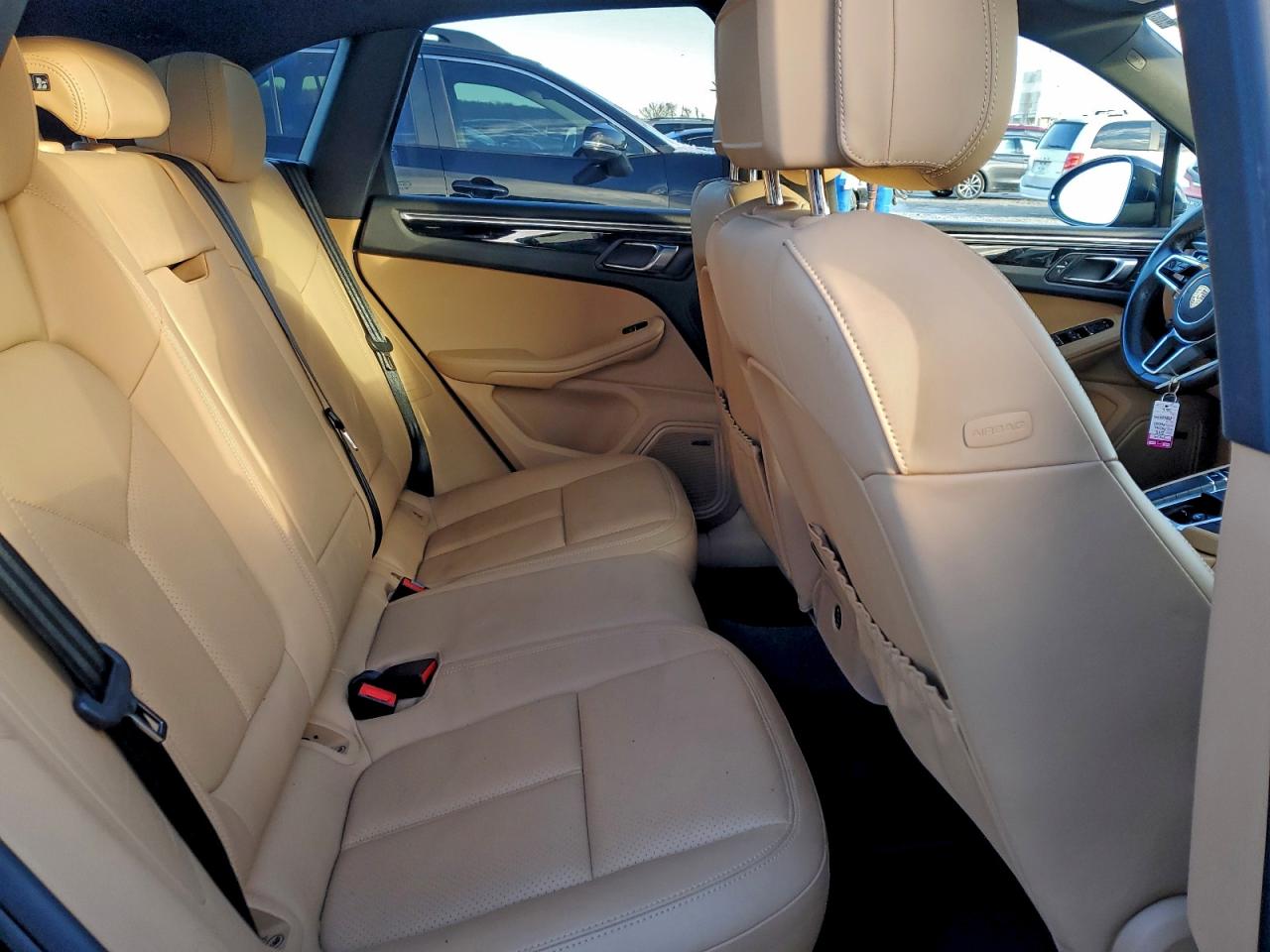 2018 PORSCHE MACAN photo 21