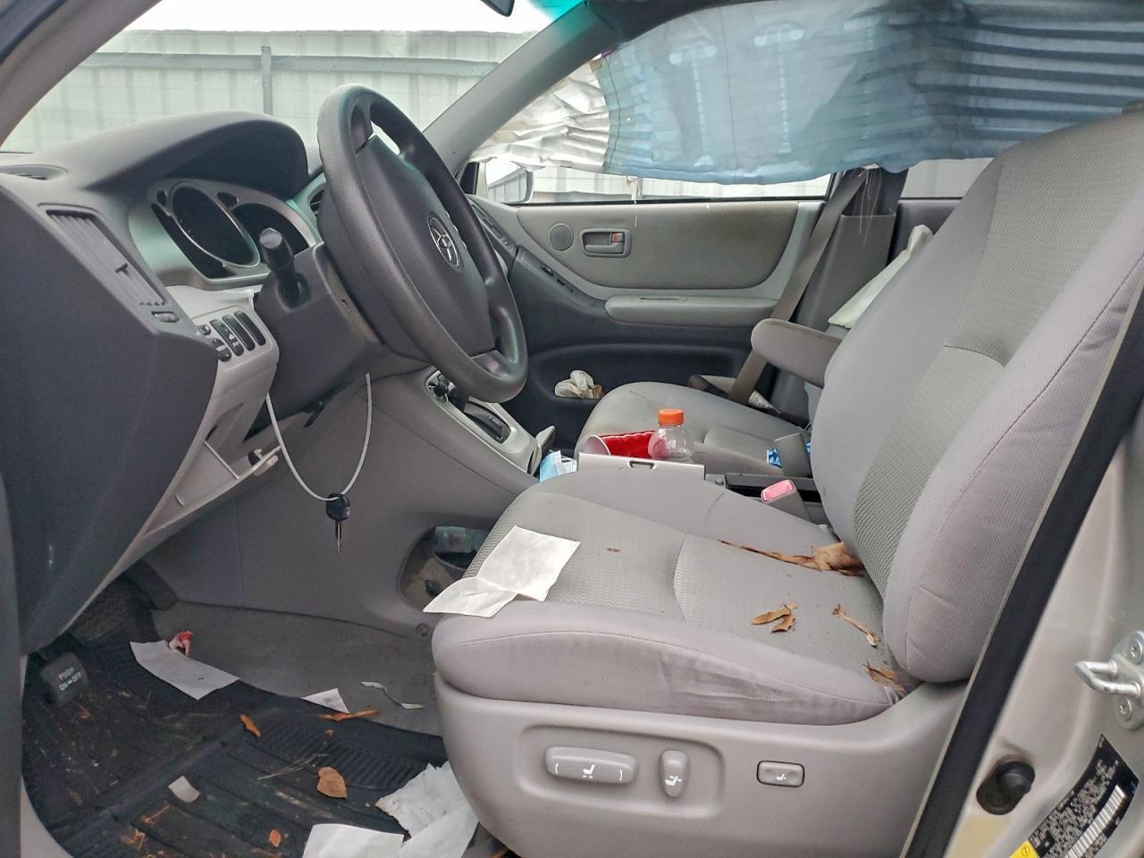 2007 TOYOTA HIGHLANDER BASE photo 19