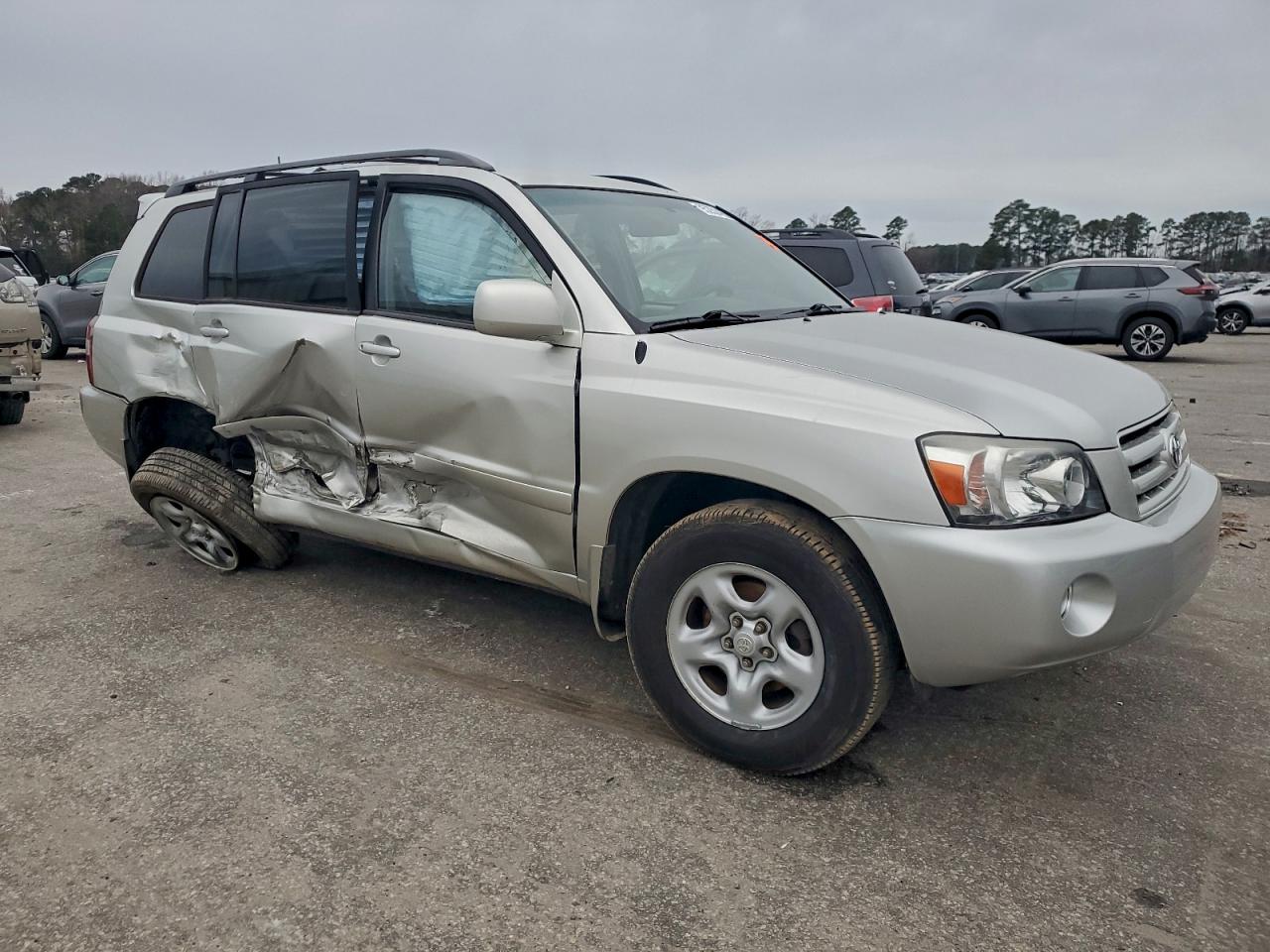 2007 TOYOTA HIGHLANDER BASE photo 10