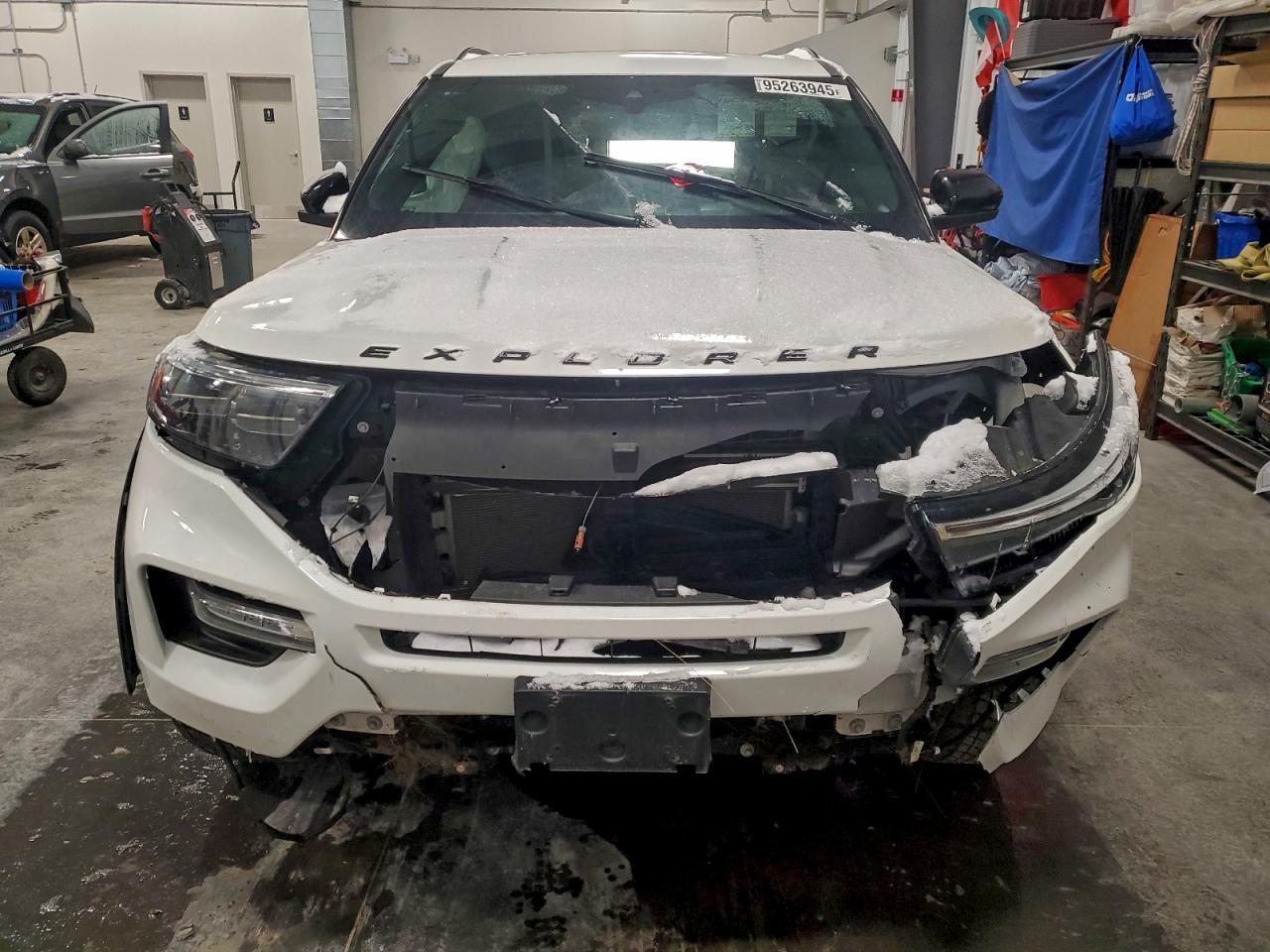 2023 FORD EXPLORER ST-LINE photo 5