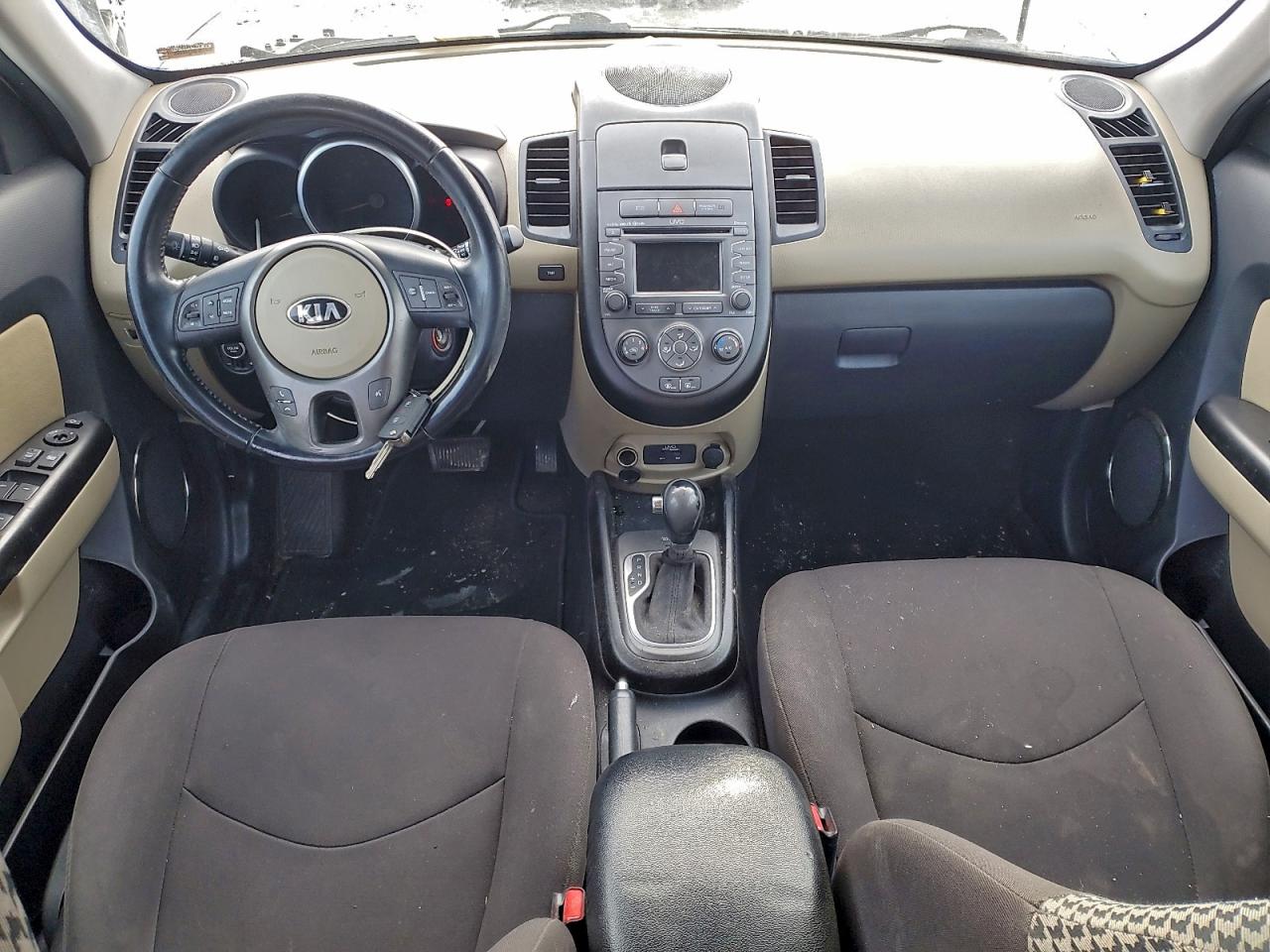 2013 KIA SOUL + photo 8