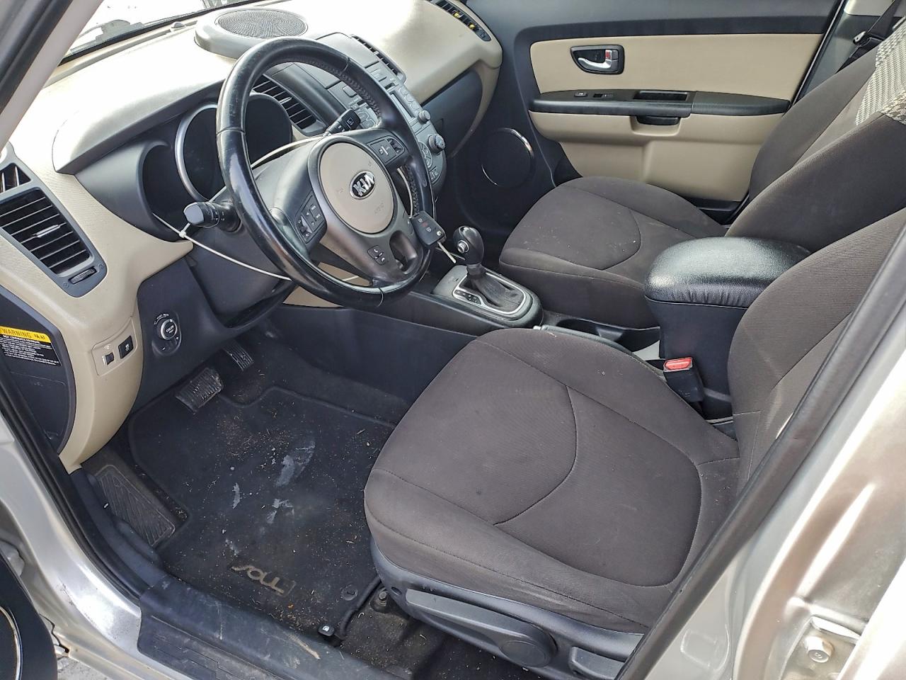 2013 KIA SOUL + photo 7
