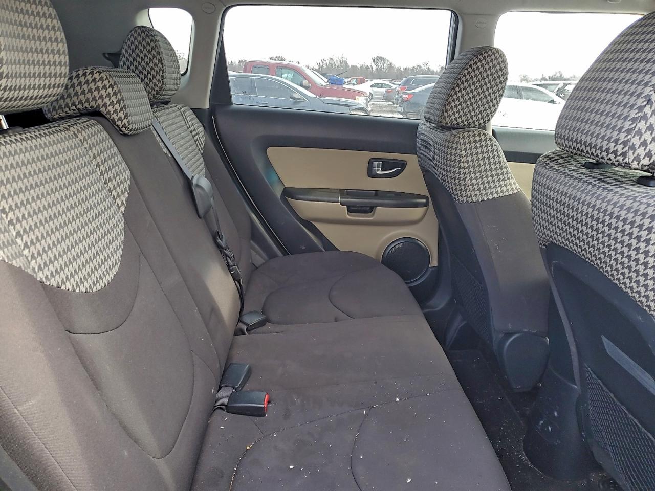 2013 KIA SOUL + photo 10