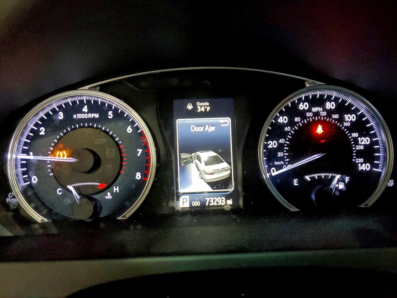 2017 TOYOTA CAMRY LE photo 9