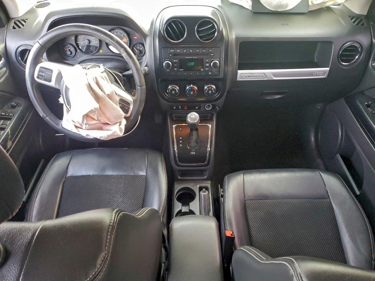 2017 JEEP COMPASS SPORT photo 22