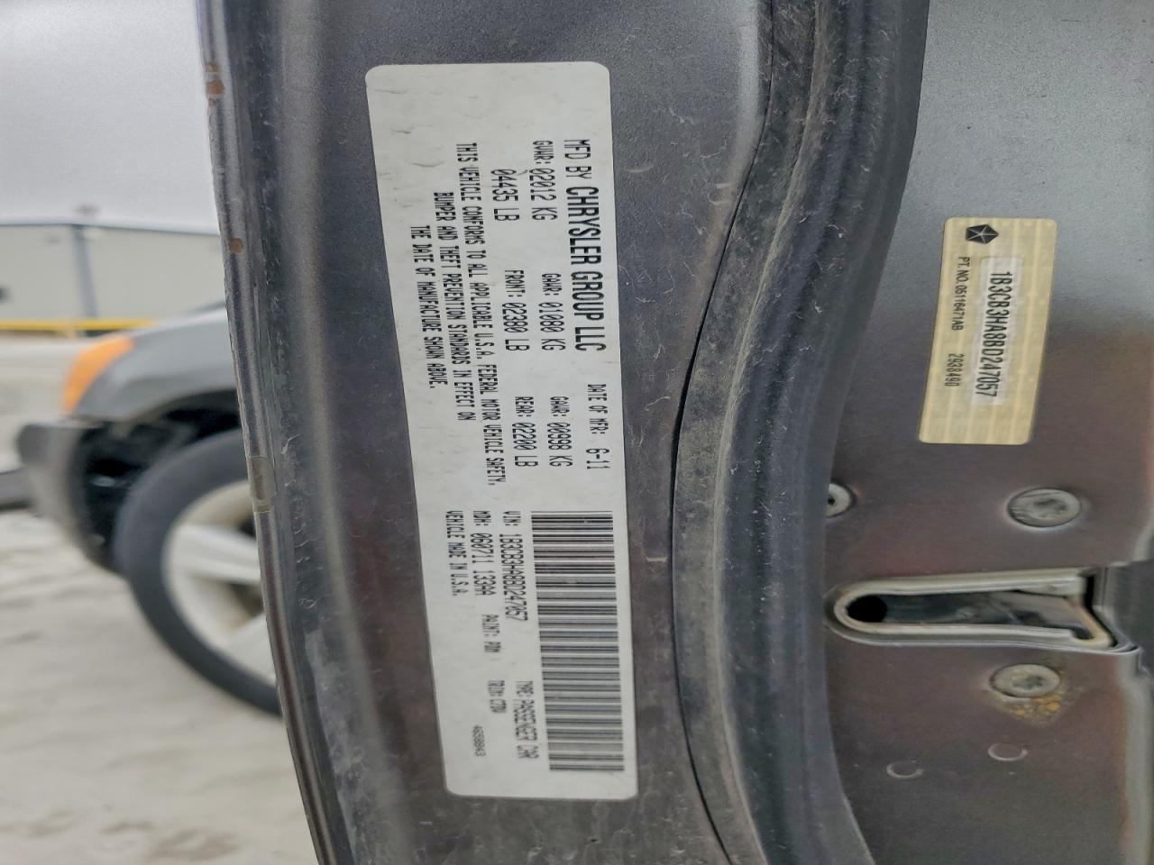 2011 DODGE CALIBER MAINSTREET photo 25