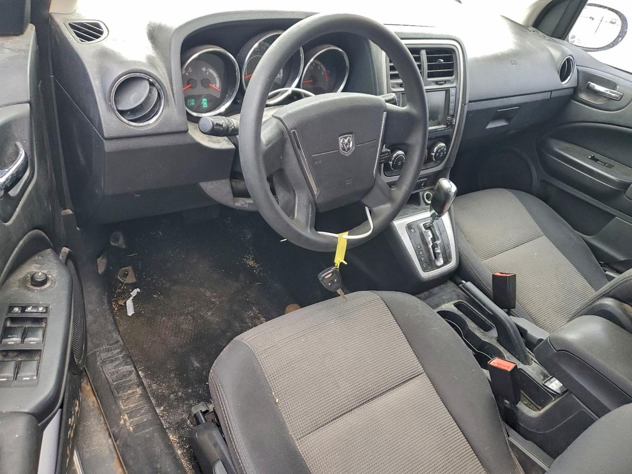 2011 DODGE CALIBER MAINSTREET photo 15