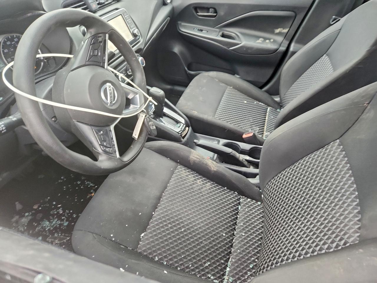 2021 NISSAN VERSA S photo 7