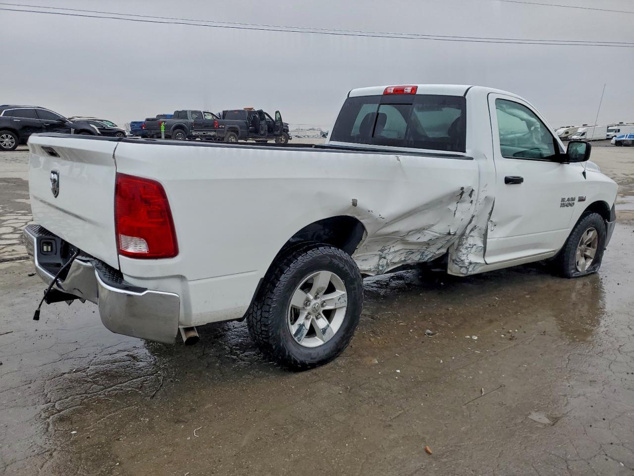 2016 RAM 1500 ST photo 5