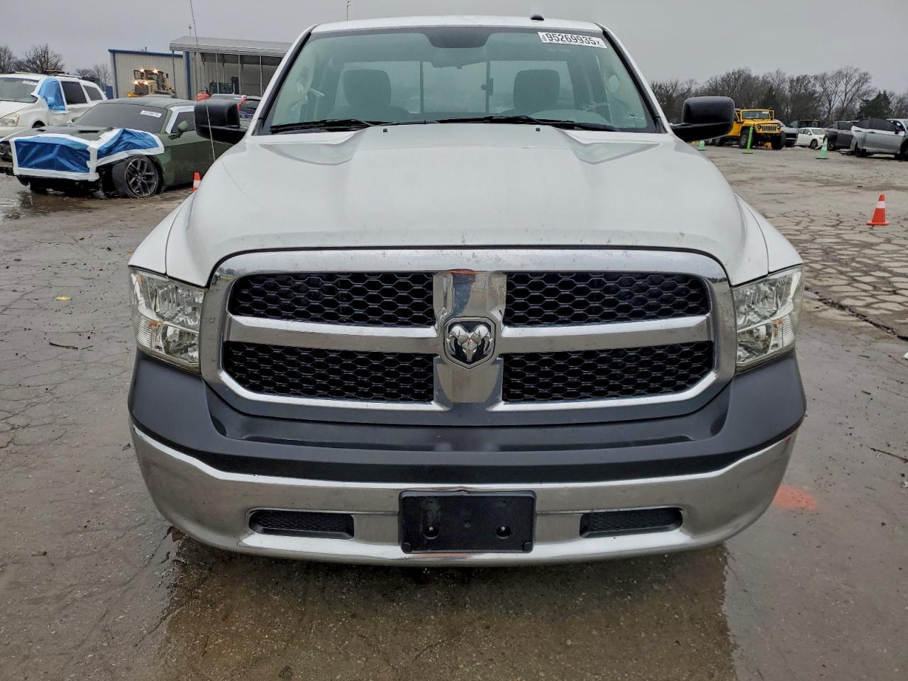 2016 RAM 1500 ST photo 9