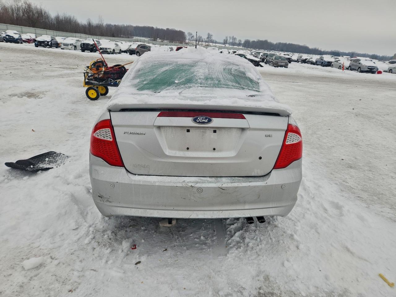 2011 FORD FUSION SE photo 11