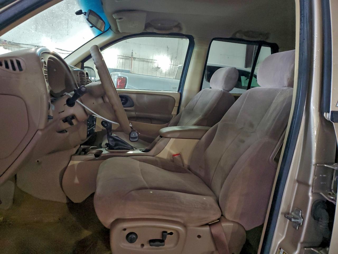 2004 CHEVROLET TRAILBLAZER LS photo 7