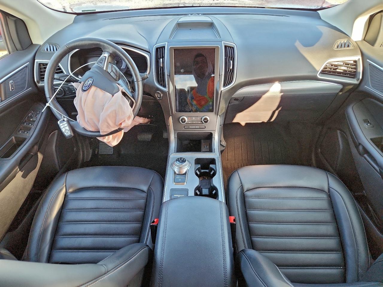 2021 FORD EDGE photo 22