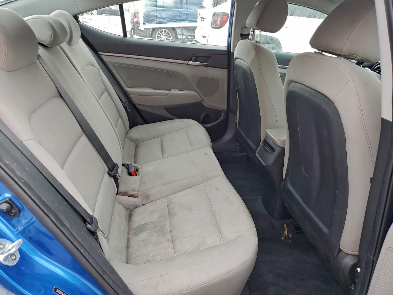 2017 HYUNDAI ELANTRA SE photo 10