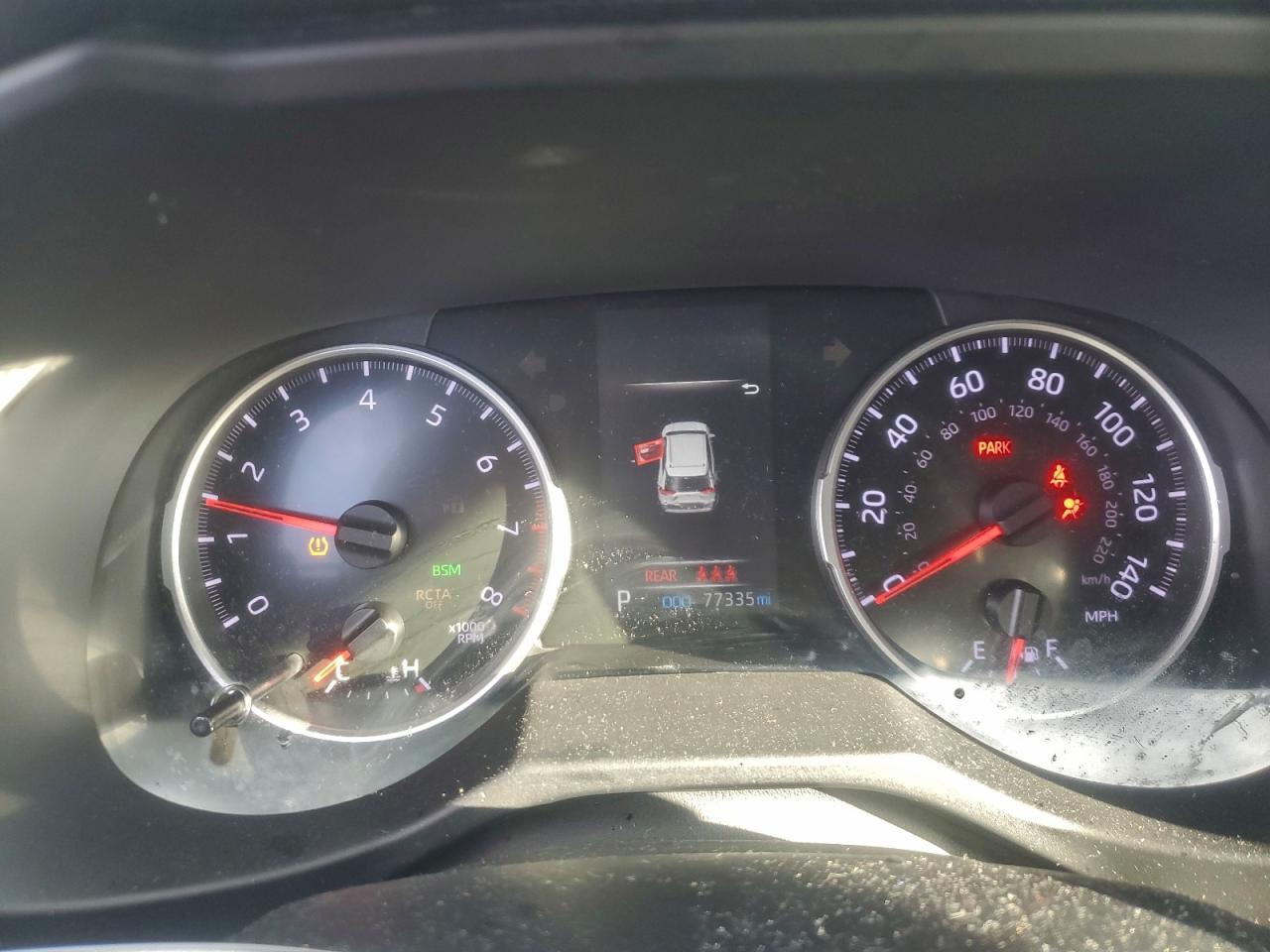 2021 TOYOTA RAV4 XLE photo 9
