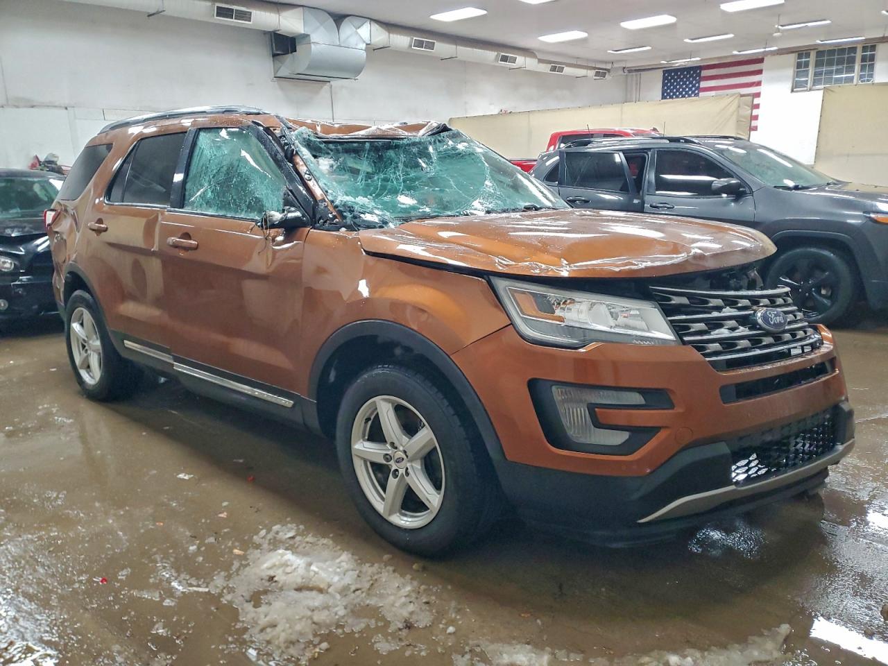2017 FORD EXPLORER XLT photo 7