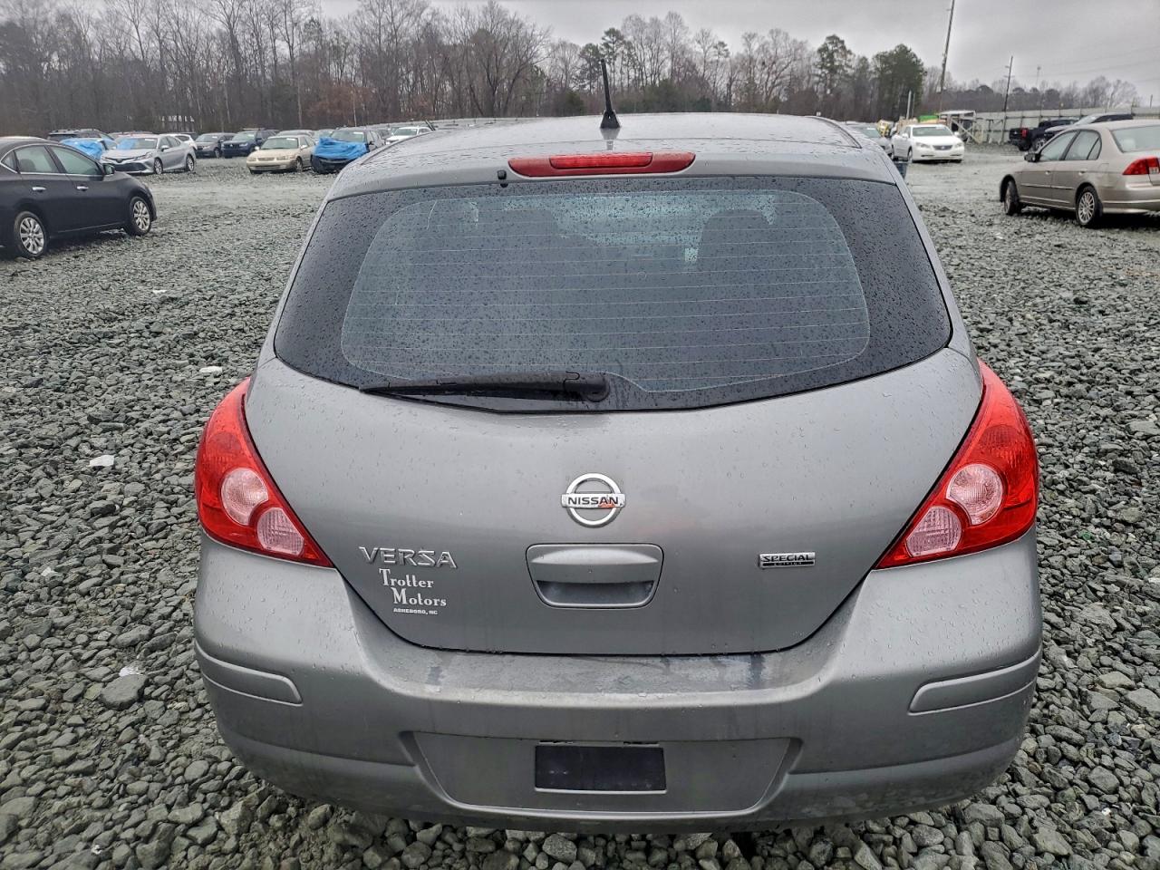 2012 NISSAN VERSA S photo 6