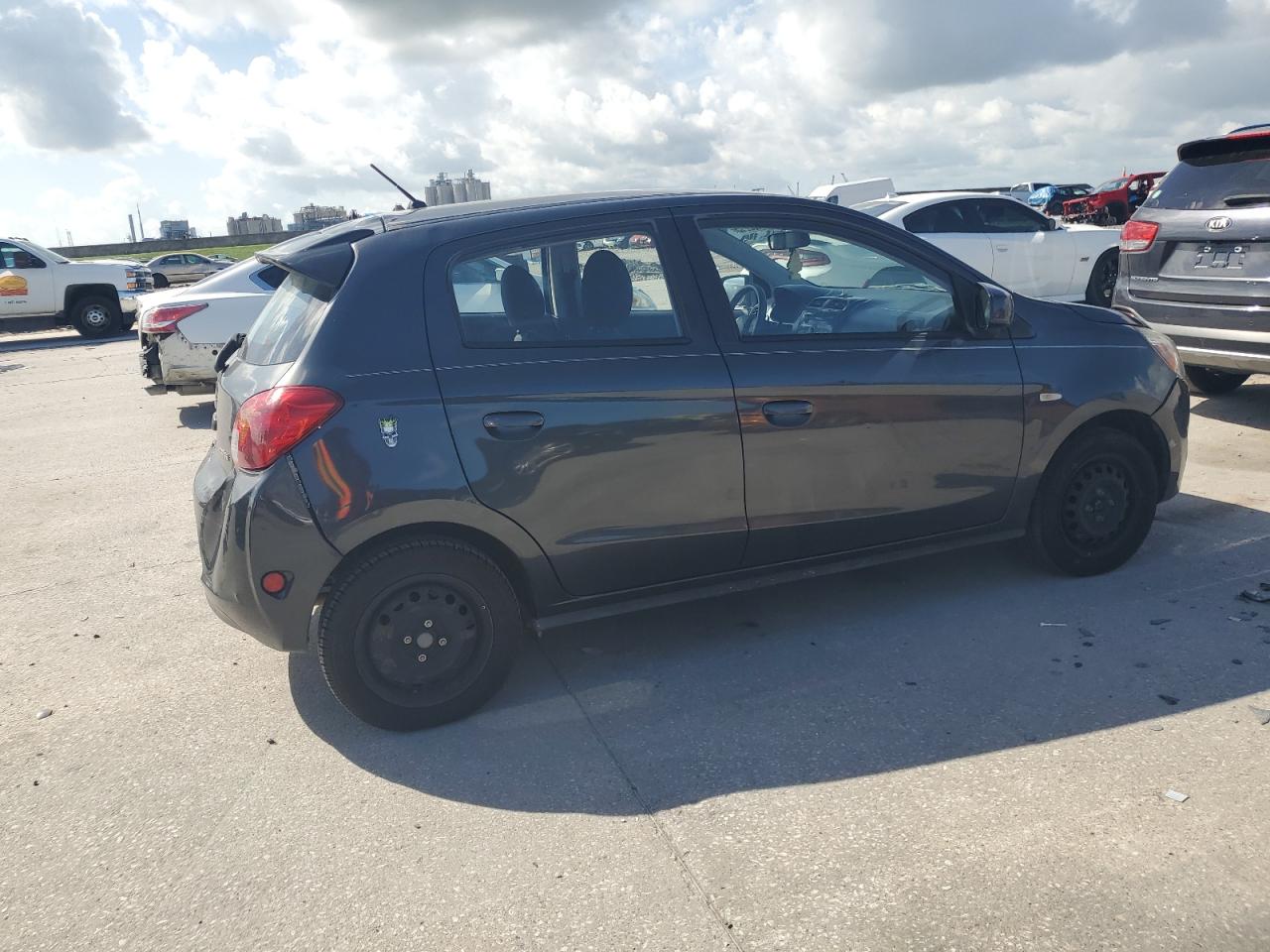 2015 MITSUBISHI MIRAGE DE photo 7