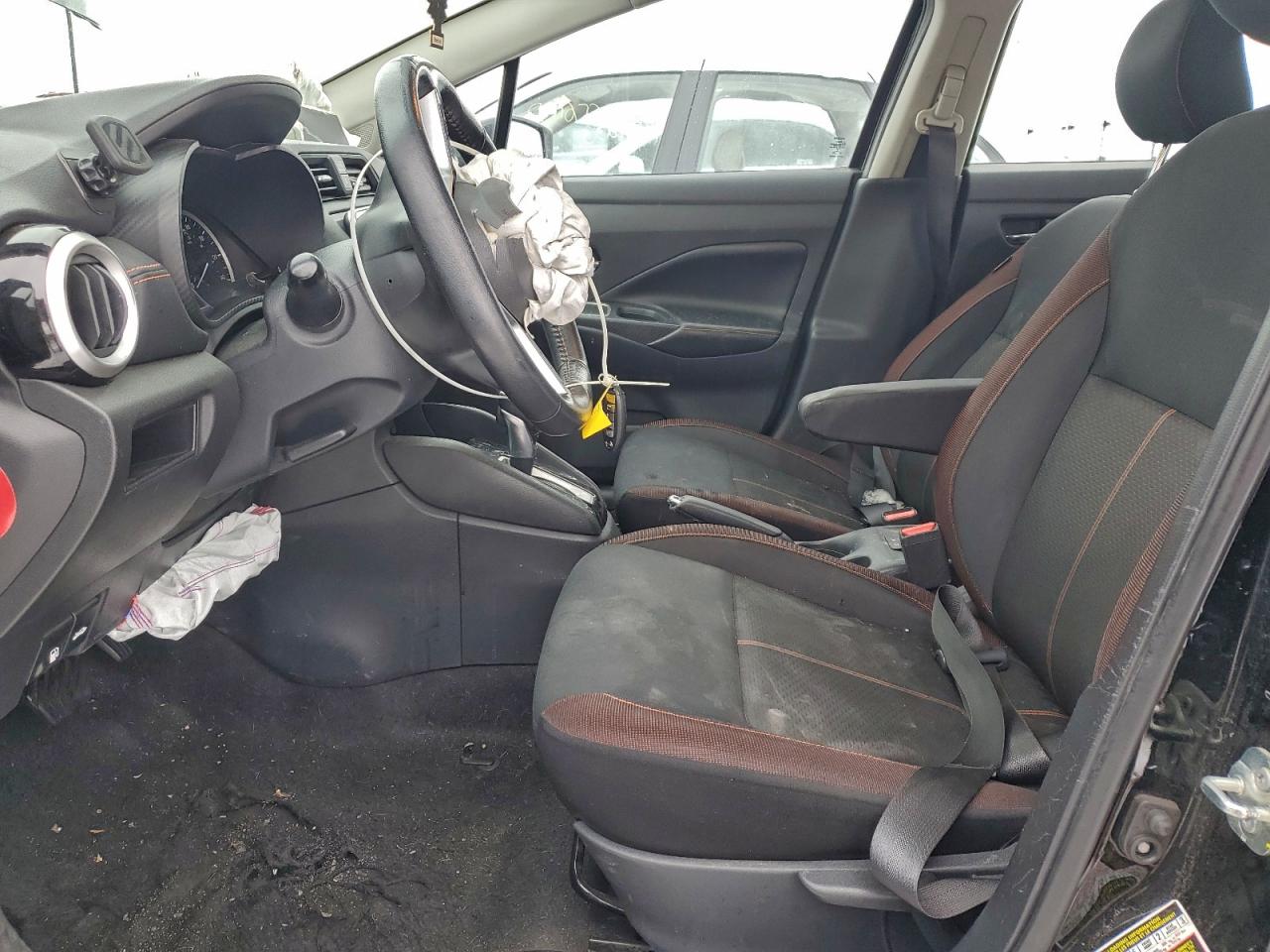 2020 NISSAN VERSA SR photo 13