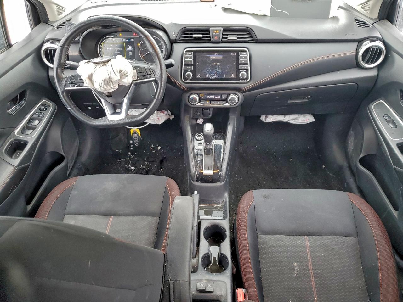 2020 NISSAN VERSA SR photo 15