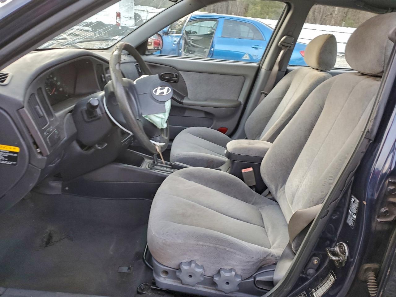 2005 HYUNDAI ELANTRA GLS photo 19