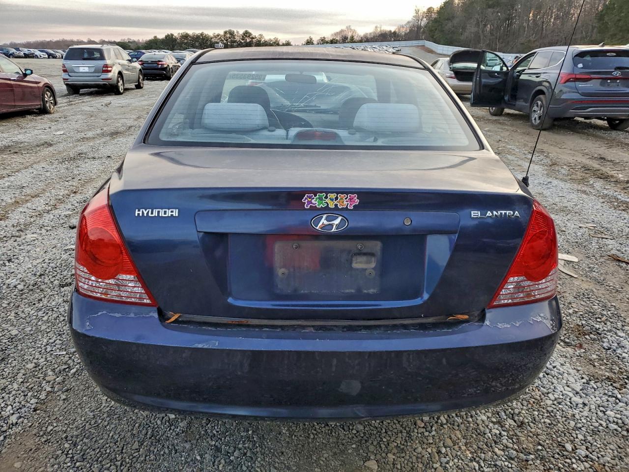 2005 HYUNDAI ELANTRA GLS photo 16