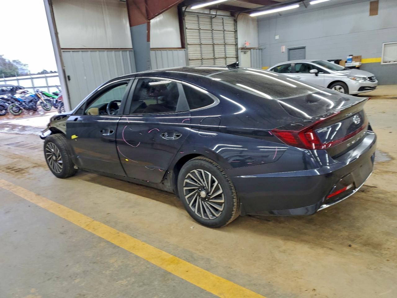 2020 HYUNDAI SONATA HYBRID photo 2