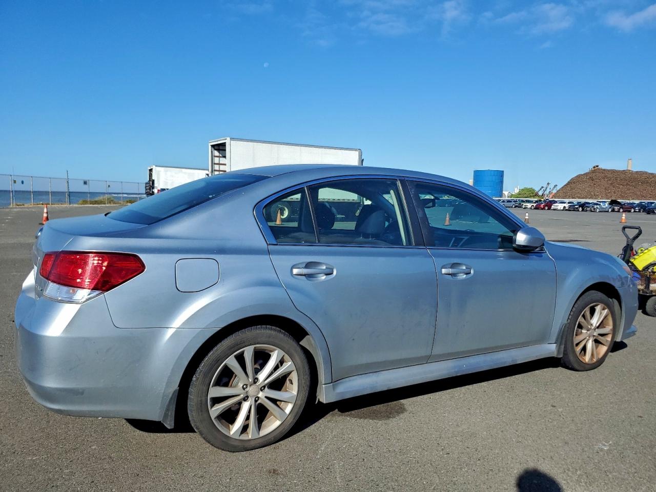 2013 SUBARU LEGACY 2.5I PREMIUM photo 3