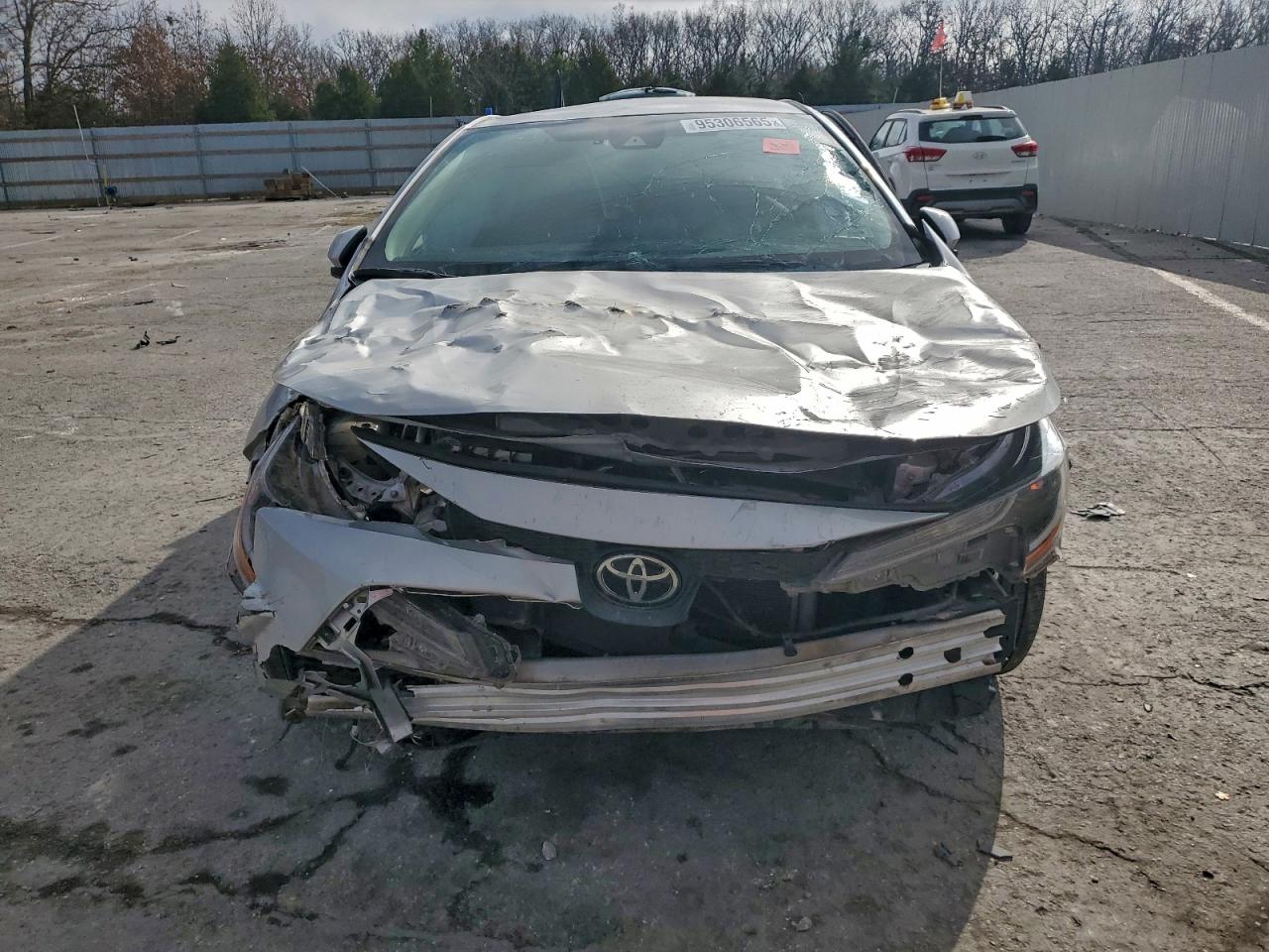 2022 TOYOTA COROLLA LE photo 5