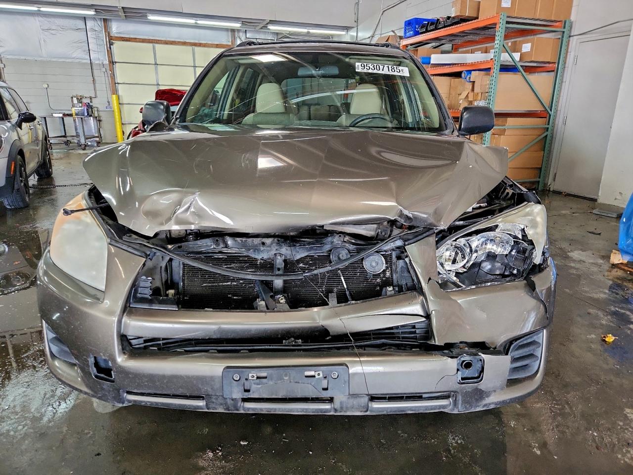 2011 TOYOTA RAV4 BASE photo 5