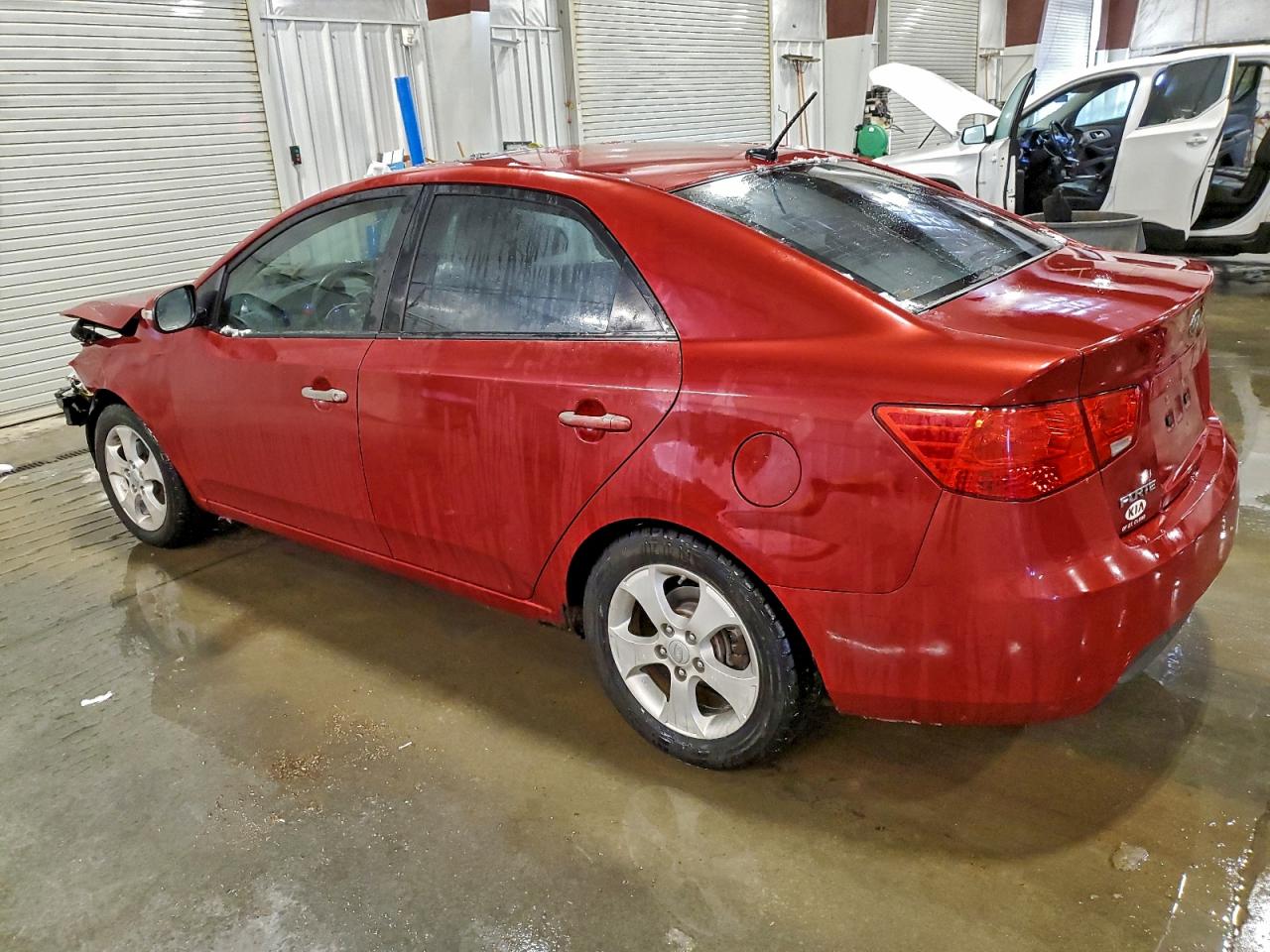 2010 KIA FORTE EX photo 2