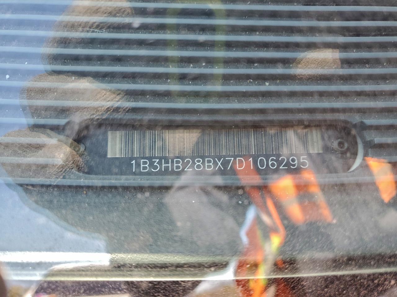 2007 DODGE CALIBER photo 13